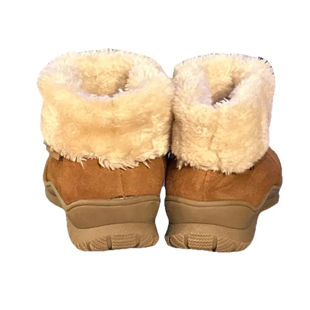 Minnetonka Southtown Suede Water-Resistant Brown Ankle Boots Fur-Lined Size 7M